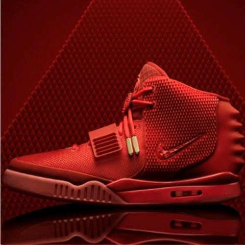 Αθλητικά παπούτσια αξίας... 10.000.000 λιρών