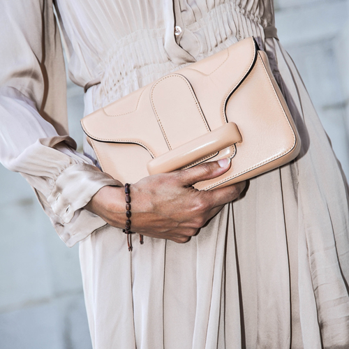 Shopping: Παστέλ αξεσουάρ