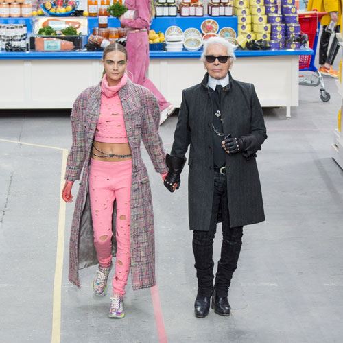 Karl Lagerfeld: ''Η Cara Delevigne είναι ο Charlie Chaplin της μόδας''