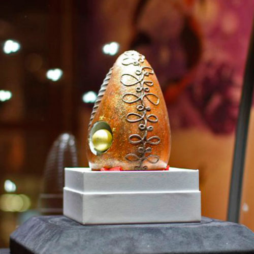 Το πιο ακριβό αυγό - έκπληξη