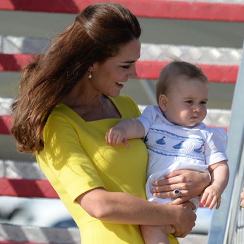 Η εμφάνιση της Kate Middleton κατά την άφιξη της στο Σίδνεϊ