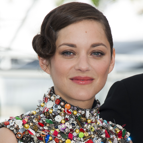 Marion Cotillard: Φόρεσε το πιο εντυπωσιακό φόρεμα του Φεστιβάλ των Καννών