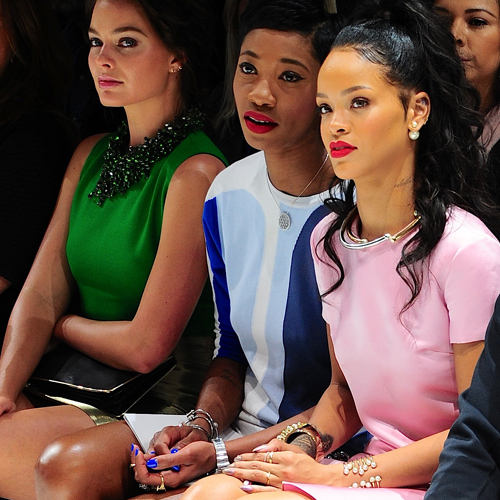 Ποιός έκανε μήνυση στη Rihanna;