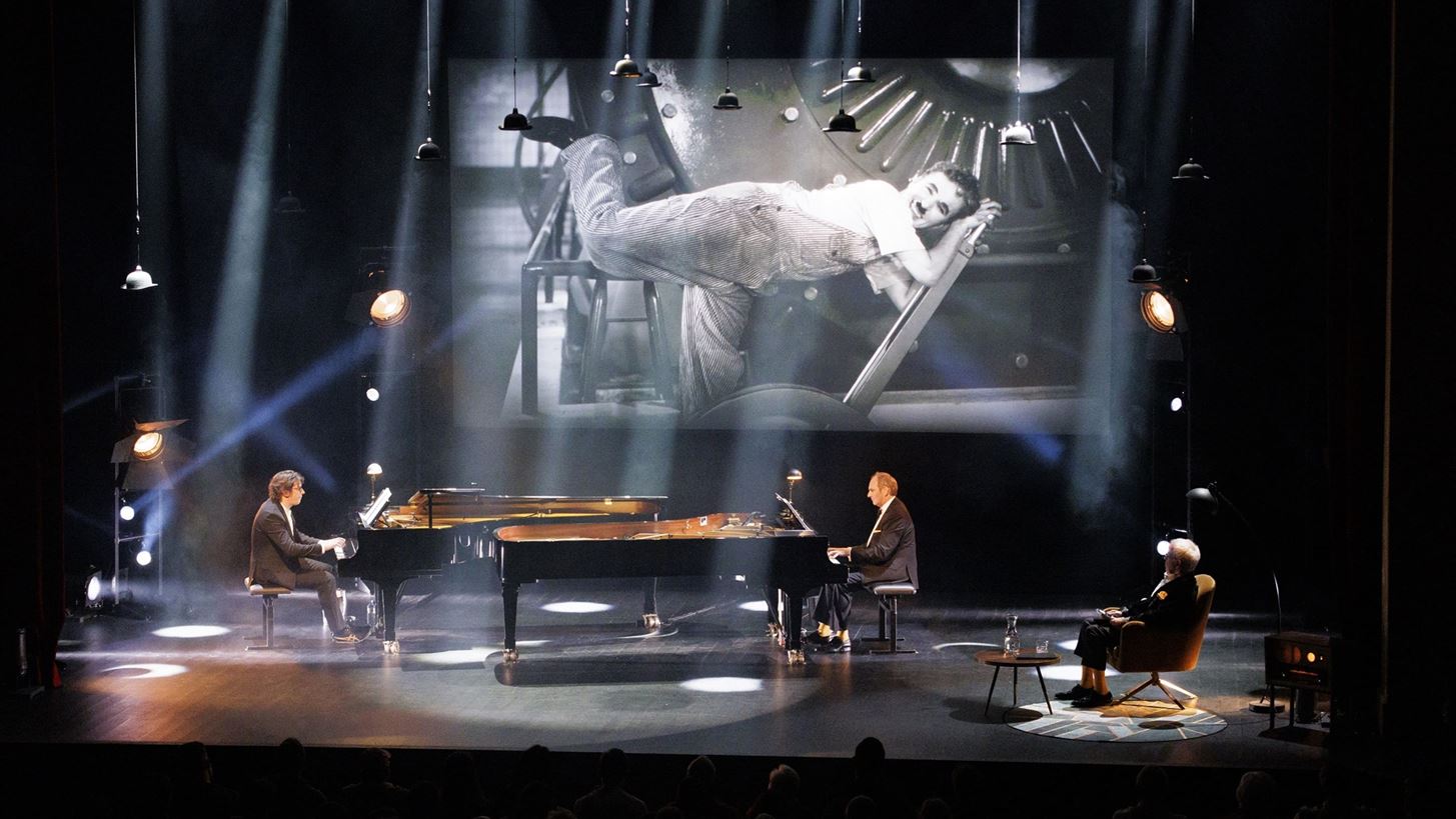 Chaplin Pianissimo | &#x39F; &#x3B3;&#x3B9;&#x3BF;&#x3C2; &#x3C4;&#x3BF;&#x3C5; Charlie Chaplin, Eug&#xE8;ne, &#x3B1;&#x3C6;&#x3B7;&#x3B3;&#x3B5;&#x3AF;&#x3C4;&#x3B1;&#x3B9; &#x3C4;&#x3B7;&#x3BD; &#x3B9;&#x3C3;&#x3C4;&#x3BF;&#x3C1;&#x3AF;&#x3B1; &#x3C4;&#x3BF;&#x3C5; &#x3C0;&#x3B1;&#x3C4;&#x3AD;&#x3C1;&#x3B1; &#x3C4;&#x3BF;&#x3C5;