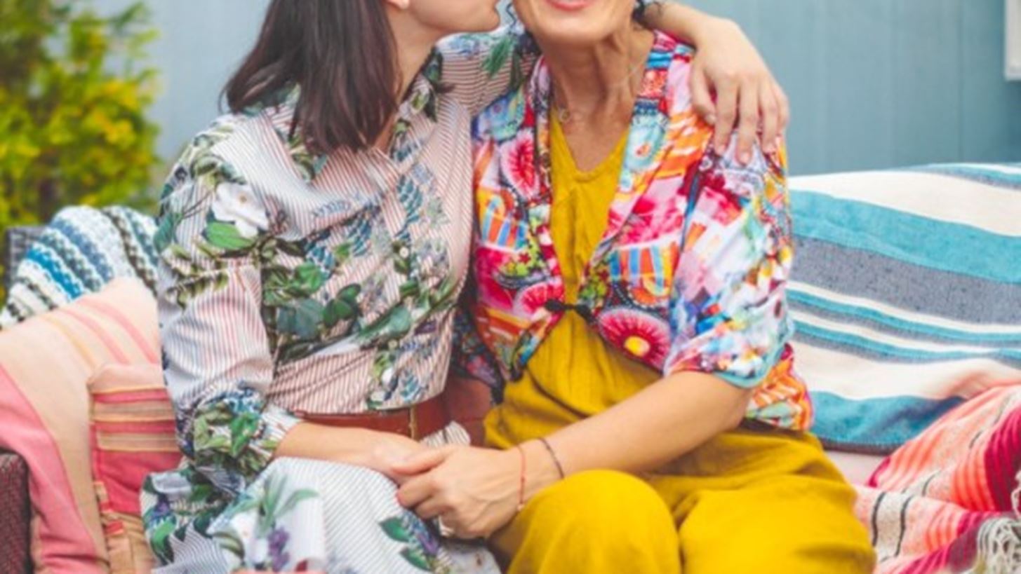 &#x3A3;&#x3C7;&#x3AD;&#x3C3;&#x3B7; &#x3BC;&#x3AC;&#x3BC;&#x3B1;&#x3C2; &#x3BA;&#x3B1;&#x3B9; &#x3BA;&#x3CC;&#x3C1;&#x3B7;&#x3C2;: &#x3A0;&#x3AC;&#x3C1;&#x3B5; &#x3BC;&#x3CC;&#x3BD;&#x3BF; &#x3C4;&#x3B1; &#x3B8;&#x3B5;&#x3C4;&#x3B9;&#x3BA;&#x3AC;