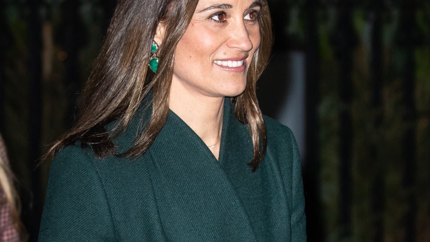 Pippa Middleton - &#x3A0;&#x3C1;&#x3B9;&#x3B3;&#x3BA;&#x3AF;&#x3C0;&#x3B9;&#x3C3;&#x3C3;&#x3B1; &#x392;&#x3B5;&#x3B1;&#x3C4;&#x3C1;&#x3AF;&#x3BA;&#x3B7; | &#x3A6;&#x3CC;&#x3C1;&#x3B5;&#x3C3;&#x3B1;&#x3BD; &#x3B1;&#x3BA;&#x3C1;&#x3B9;&#x3B2;&#x3CE;&#x3C2; &#x3C4;&#x3BF; &#x3AF;&#x3B4;&#x3B9;&#x3BF; &#x3C0;&#x3B1;&#x3BB;&#x3C4;&#x3CC; &#x3C3;&#x3C4;&#x3B7; &#x3C7;&#x3C1;&#x3B9;&#x3C3;&#x3C4;&#x3BF;&#x3C5;&#x3B3;&#x3B5;&#x3BD;&#x3BD;&#x3B9;&#x3AC;&#x3C4;&#x3B9;&#x3BA;&#x3B7; &#x3C3;&#x3C5;&#x3BD;&#x3B1;&#x3C5;&#x3BB;&#x3AF;&#x3B1; &#x3C4;&#x3B7;&#x3C2; Kate