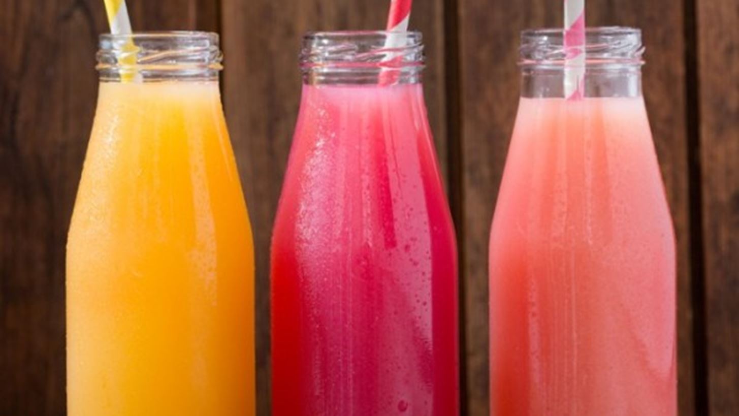 Χυμός για ενυδάτωση, για μαύρισμα, για ενέργεια: 3 συνταγές από τη nutrition specialist