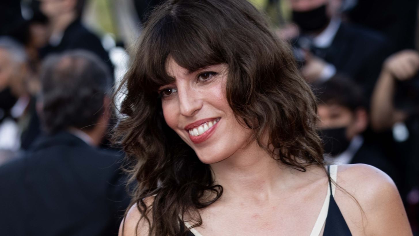 Lou Doillon | &#x388;&#x3C6;&#x3B5;&#x3C1;&#x3B5; &#x3C3;&#x3C4;&#x3BF;&#x3BD; &#x3BA;&#x3CC;&#x3C3;&#x3BC;&#x3BF; &#x3C4;&#x3BF; &#x3B4;&#x3B5;&#x3CD;&#x3C4;&#x3B5;&#x3C1;&#x3BF; &#x3C0;&#x3B1;&#x3B9;&#x3B4;&#x3AF; &#x3C4;&#x3B7;&#x3C2;