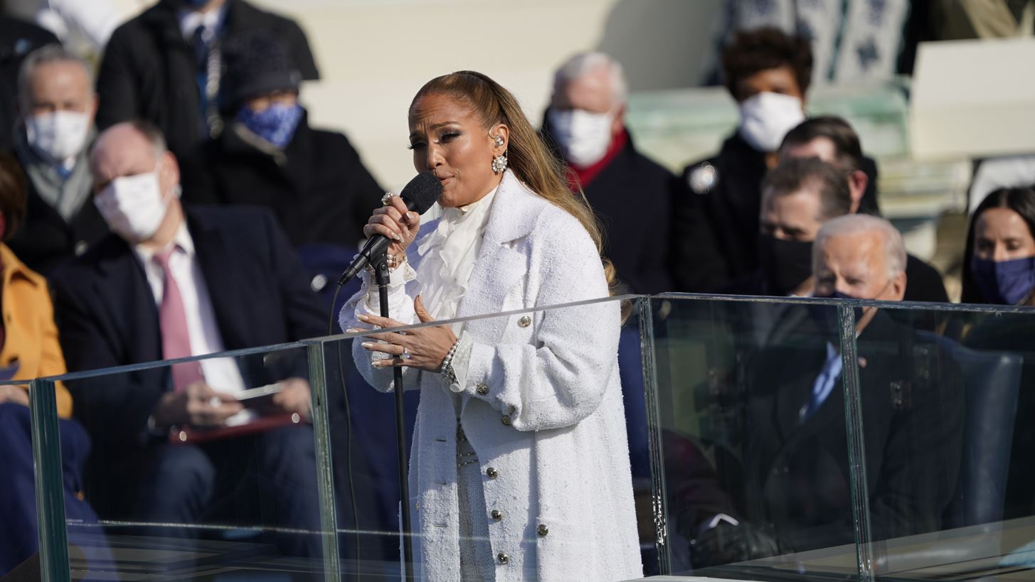 Jennifer Lopez | &#x397; &#x3BA;&#x3BF;&#x3BC;&#x3C8;&#x3AE; &#x3B5;&#x3BC;&#x3C6;&#x3AC;&#x3BD;&#x3B9;&#x3C3;&#x3B7; &#x3BA;&#x3B1;&#x3B9; &#x3B7; &#x3C3;&#x3C5;&#x3B3;&#x3BA;&#x3B9;&#x3BD;&#x3B7;&#x3C4;&#x3B9;&#x3BA;&#x3AE; &#x3C4;&#x3B7;&#x3C2; performance &#x3C3;&#x3C4;&#x3B7;&#x3BD; &#x3BF;&#x3C1;&#x3BA;&#x3C9;&#x3BC;&#x3BF;&#x3C3;&#x3AF;&#x3B1;