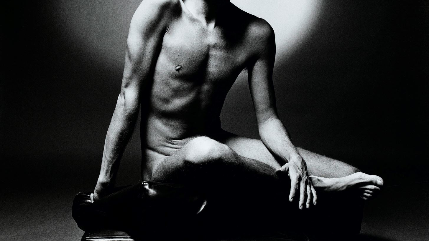 60 &#x3C7;&#x3C1;&#x3CC;&#x3BD;&#x3B9;&#x3B1; Yves Saint Laurent