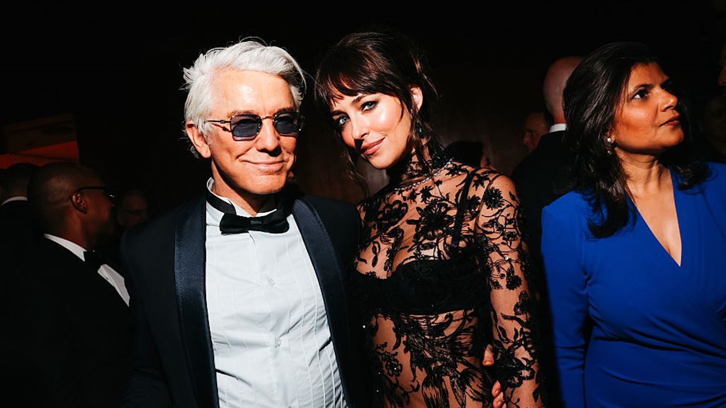 Dakota Johnson | &#x394;&#x3B9;&#x3AD;&#x3C1;&#x3C1;&#x3B5;&#x3C5;&#x3C3;&#x3B5; &#x3C6;&#x3C9;&#x3C4;&#x3BF;&#x3B3;&#x3C1;&#x3B1;&#x3C6;&#x3AF;&#x3B1; &#x3C4;&#x3B7;&#x3C2; &#x3B1;&#x3C0;&#x3CC; &#x3C4;&#x3BF;&#x3BD; &#x3B3;&#x3AC;&#x3BC;&#x3BF; &#x3C4;&#x3B7;&#x3C2; Stella Banderas - &#x3A4;&#x3BF; &#x3C3;&#x3C0;&#x3AC;&#x3BD;&#x3B9;&#x3BF; &#x3C3;&#x3C4;&#x3B9;&#x3B3;&#x3BC;&#x3B9;&#x3CC;&#x3C4;&#x3C5;&#x3C0;&#x3BF;