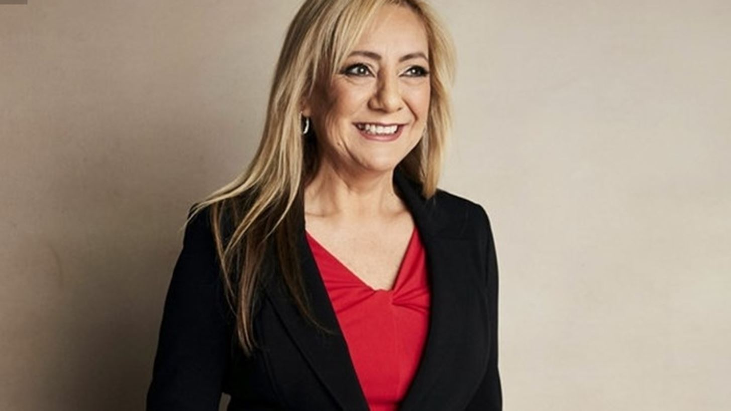 Lorena Bobbitt | &#x3A0;&#x3BF;&#x3CD; &#x3B5;&#x3AF;&#x3BD;&#x3B1;&#x3B9; &#x3C3;&#x3AE;&#x3BC;&#x3B5;&#x3C1;&#x3B1; &#x3B7; &#x3B3;&#x3C5;&#x3BD;&#x3B1;&#x3AF;&#x3BA;&#x3B1; &#x3C0;&#x3BF;&#x3C5; &#x3AD;&#x3BA;&#x3BF;&#x3C8;&#x3B5; &#x3C4;&#x3BF; &#x3BC;&#x3CC;&#x3C1;&#x3B9;&#x3BF; &#x3C4;&#x3BF;&#x3C5; &#x3AC;&#x3BD;&#x3B4;&#x3C1;&#x3B1; &#x3C4;&#x3B7;&#x3C2; &#x3BC;&#x3B5; &#x3BA;&#x3BF;&#x3C5;&#x3B6;&#x3B9;&#x3BD;&#x3BF;&#x3BC;&#x3AC;&#x3C7;&#x3B1;&#x3B9;&#x3C1;&#x3BF;;