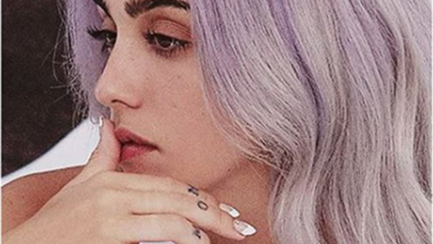 Lourdes Leon | H &#x3BA;&#x3CC;&#x3C1;&#x3B7; &#x3C4;&#x3B7;&#x3C2; Madonna &#x3C6;&#x3C9;&#x3C4;&#x3BF;&#x3B3;&#x3C1;&#x3B1;&#x3C6;&#x3AF;&#x3B6;&#x3B5;&#x3C4;&#x3B1;&#x3B9; &#x3B3;&#x3B9;&#x3B1; &#x3C4;&#x3B7; &#x3BD;&#x3AD;&#x3B1; &#x3C3;&#x3C5;&#x3BD;&#x3B5;&#x3C1;&#x3B3;&#x3B1;&#x3C3;&#x3AF;&#x3B1; &#x3C4;&#x3BF;&#x3C5; Jean Paul Gaultier &#x3BC;&#x3B5; &#x3C4;&#x3B7; Supreme
