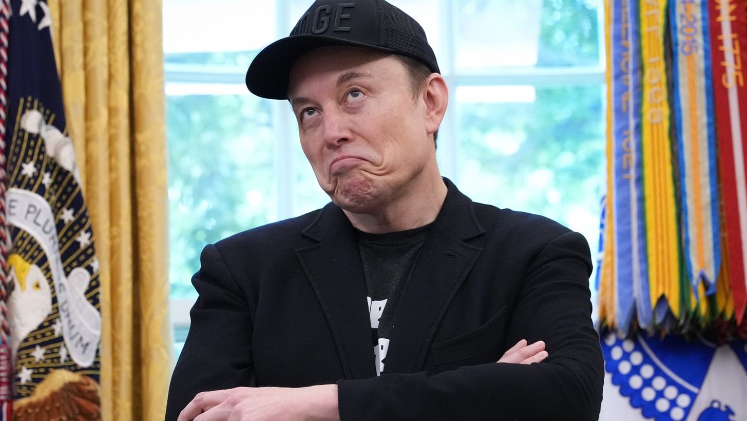 H &#x3C0;&#x3B5;&#x3C1;&#x3B9;&#x3BF;&#x3C5;&#x3C3;&#x3AF;&#x3B1; &#x3C4;&#x3BF;&#x3C5; Elon Musk &#x3AD;&#x3C0;&#x3B5;&#x3C3;&#x3B5; &#x3BA;&#x3B1;&#x3C4;&#x3AC; 30 &#x3B4;&#x3B9;&#x3C3;&#x3B5;&#x3BA;&#x3B1;&#x3C4;&#x3BF;&#x3BC;&#x3BC;&#x3CD;&#x3C1;&#x3B9;&#x3B1; &#x3B4;&#x3BF;&#x3BB;&#x3AC;&#x3C1;&#x3B9;&#x3B1; &#x3B5;&#x3BD; &#x3BC;&#x3AD;&#x3C3;&#x3C9; &#x3B4;&#x3B9;&#x3B1;&#x3BC;&#x3AC;&#x3C7;&#x3B7;&#x3C2; &#x3BC;&#x3B5; &#x3C4;&#x3BF;&#x3BD; Donald Trump