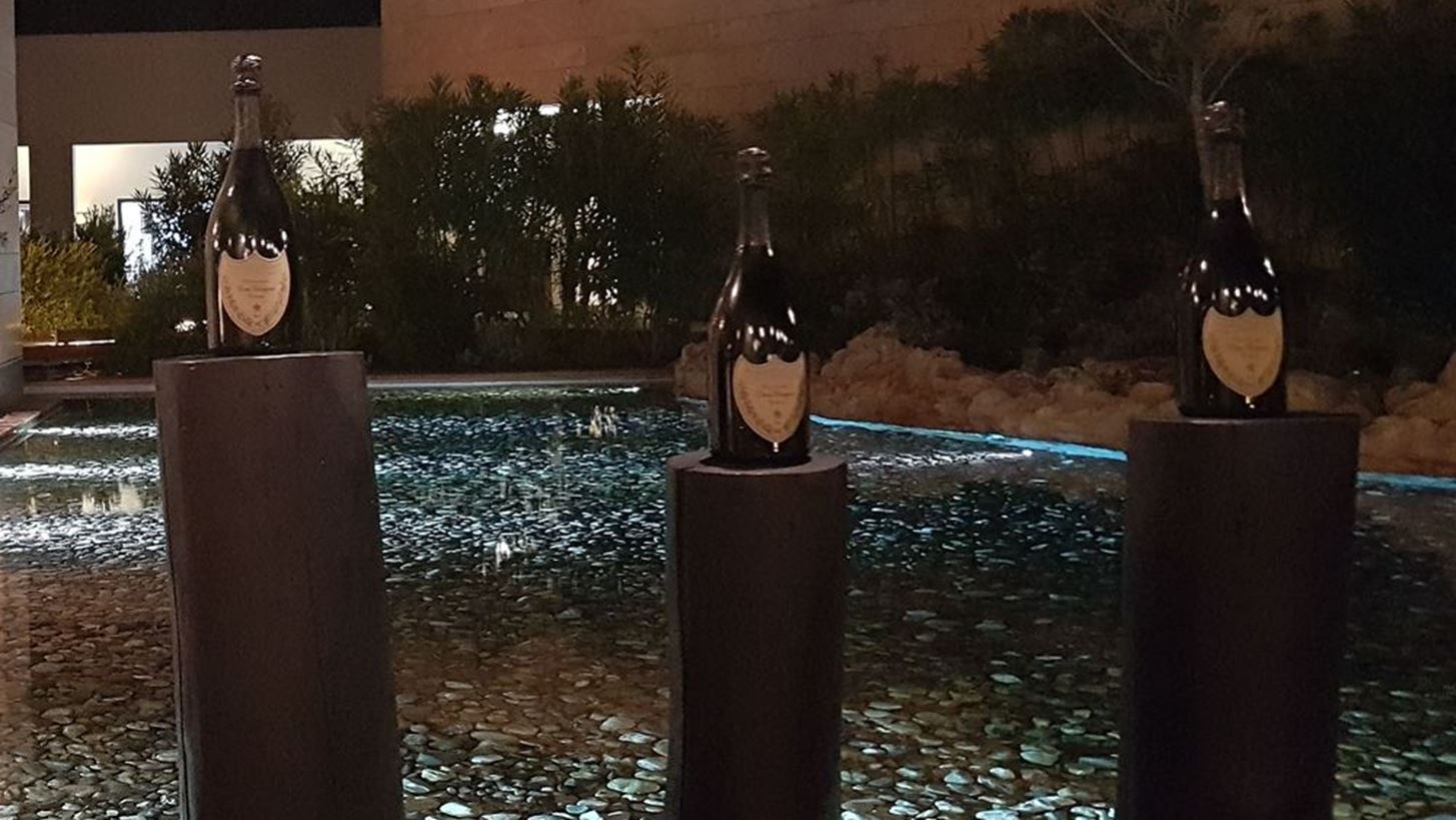 #Tidbits *: A Night to Remember