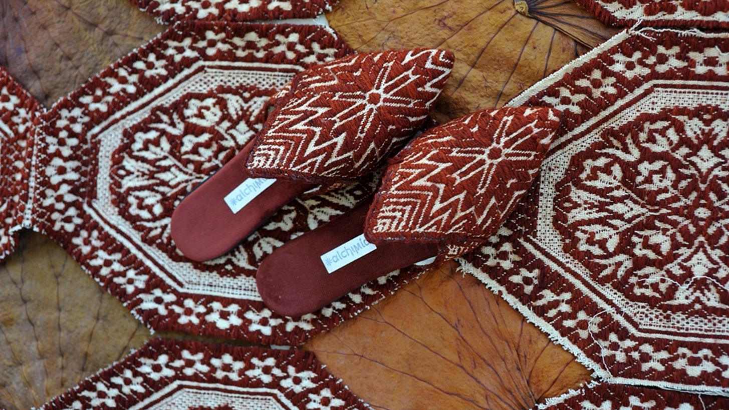 Meet the designer: &#x39D;&#x3B9;&#x3BA;&#x3CC;&#x3BB; &#x394;&#x3B1;&#x3BB;&#x3AC;&#x3C4;&#x3C3;&#x3B7; aka Alchimia Vegan Shoes