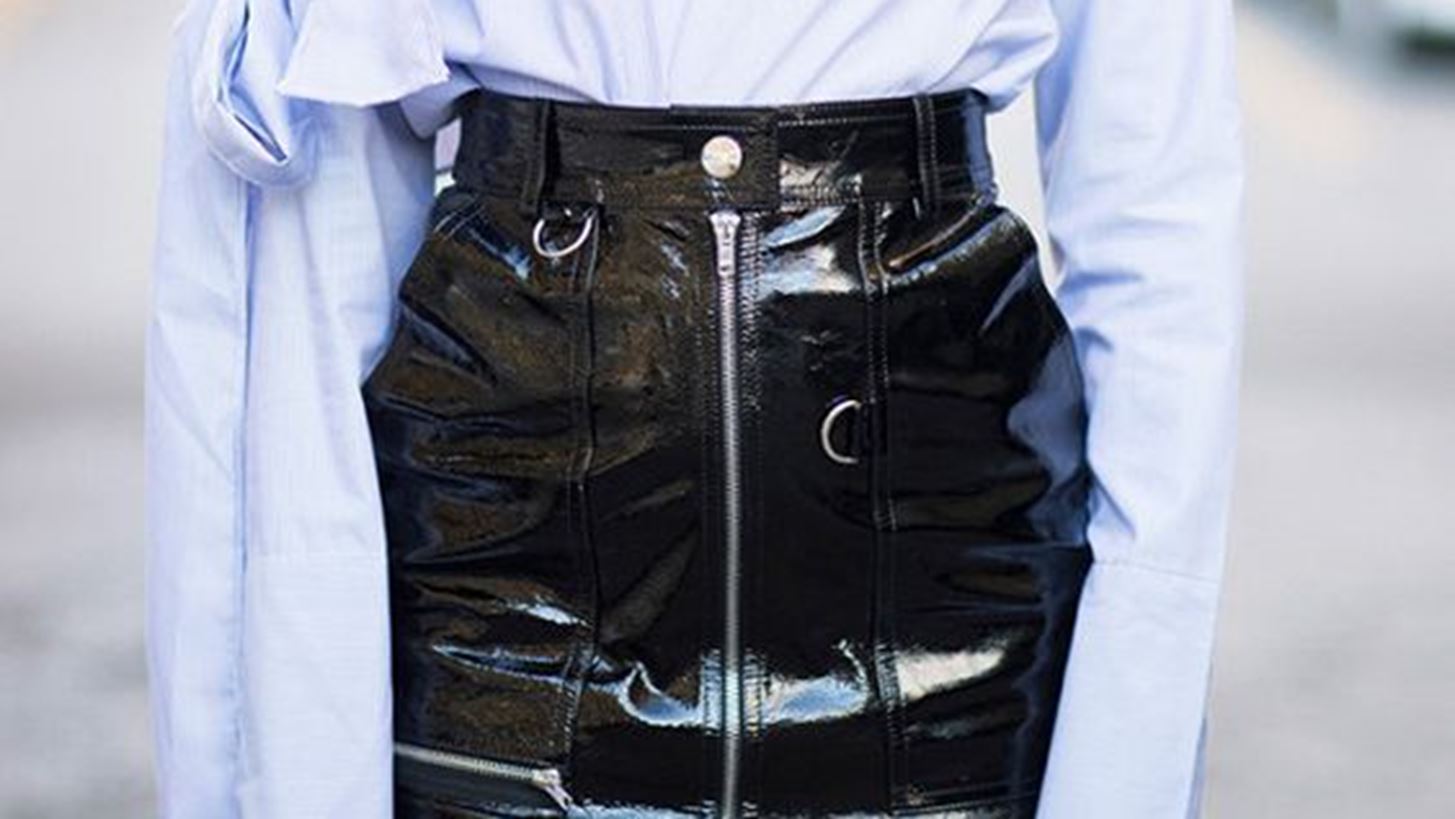 Βινύλ: 7 stylish τρόποι να το φορέσεις