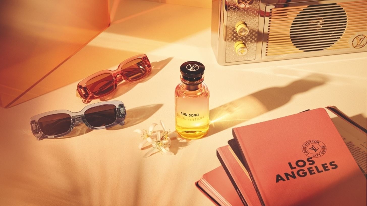 Sun Song | &#x3A4;&#x3BF; &#x3BD;&#x3AD;&#x3BF; &#x3AC;&#x3C1;&#x3C9;&#x3BC;&#x3B1; Louis Vuitton &#x3B5;&#x3AF;&#x3BD;&#x3B1;&#x3B9; &#x3AD;&#x3BD;&#x3B1;&#x3C2; &#x3CD;&#x3BC;&#x3BD;&#x3BF;&#x3C2; &#x3C3;&#x3C4;&#x3BF; &#x3B1;&#x3C4;&#x3B5;&#x3BB;&#x3B5;&#x3AF;&#x3C9;&#x3C4;&#x3BF; &#x3BA;&#x3B1;&#x3BB;&#x3BF;&#x3BA;&#x3B1;&#x3AF;&#x3C1;&#x3B9;