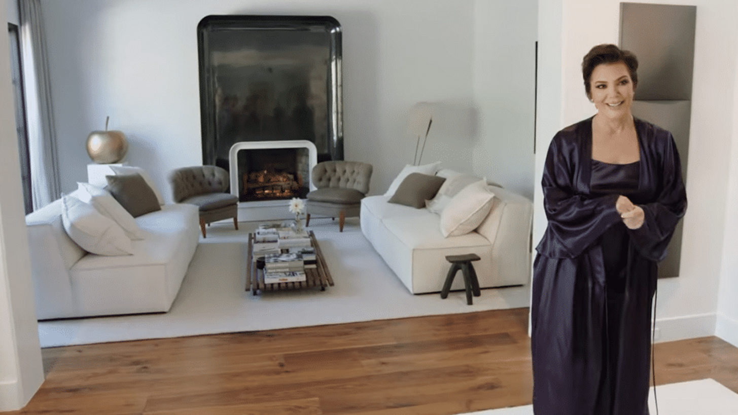 &#x397; Kris Jenner &#x3BC;&#x3B1;&#x3C2; &#x3BE;&#x3B5;&#x3BD;&#x3B1;&#x3B3;&#x3B5;&#x3AF; &#x3C3;&#x3C4;&#x3BF; &#x3C5;&#x3C0;&#x3AD;&#x3C1;&#x3BF;&#x3C7;&#x3BF; &#x3C3;&#x3C0;&#x3AF;&#x3C4;&#x3B9; &#x3C4;&#x3B7;&#x3C2; &#x3C3;&#x3C4;&#x3BF; L.A.