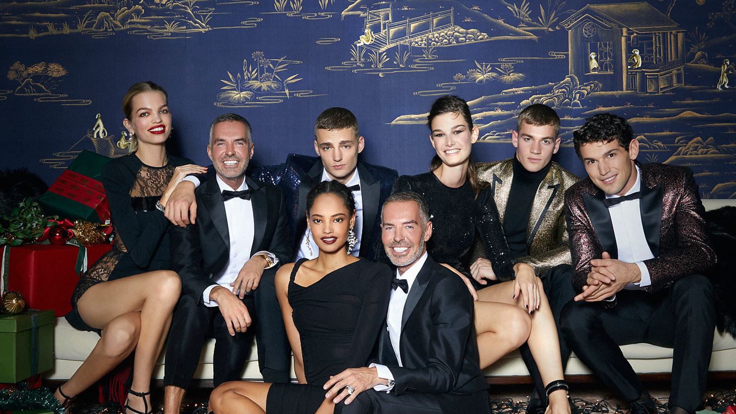 &#x3A4;&#x3BF; &#x3C7;&#x3C1;&#x3B9;&#x3C3;&#x3C4;&#x3BF;&#x3C5;&#x3B3;&#x3B5;&#x3BD;&#x3BD;&#x3B9;&#x3AC;&#x3C4;&#x3B9;&#x3BA;&#x3BF; &#x3C0;&#x3B1;&#x3C1;&#x3B1;&#x3BC;&#x3CD;&#x3B8;&#x3B9; &#x3C4;&#x3C9;&#x3BD; Dsquared2 &#x3B8;&#x3B1; &#x3C3;&#x3BF;&#x3C5; &#x3C6;&#x3C4;&#x3B9;&#x3AC;&#x3BE;&#x3B5;&#x3B9; &#x3C4;&#x3B7; &#x3B4;&#x3B9;&#x3AC;&#x3B8;&#x3B5;&#x3C3;&#x3B7;
