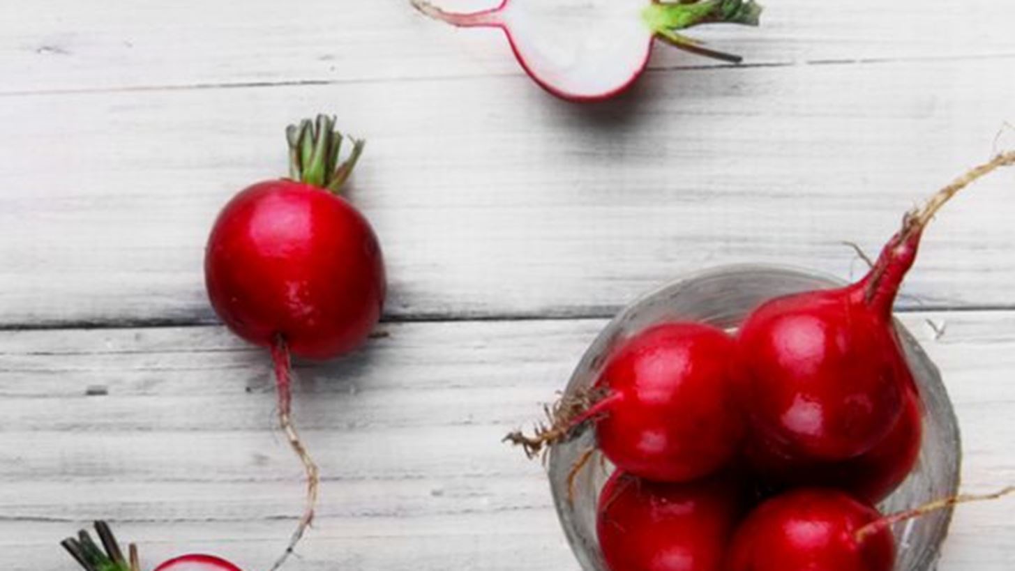 Ραπανάκι, ρέβα, φινόκιο: Οι ρίζες που κάνουν καλό και πώς να τις καταναλώσεις