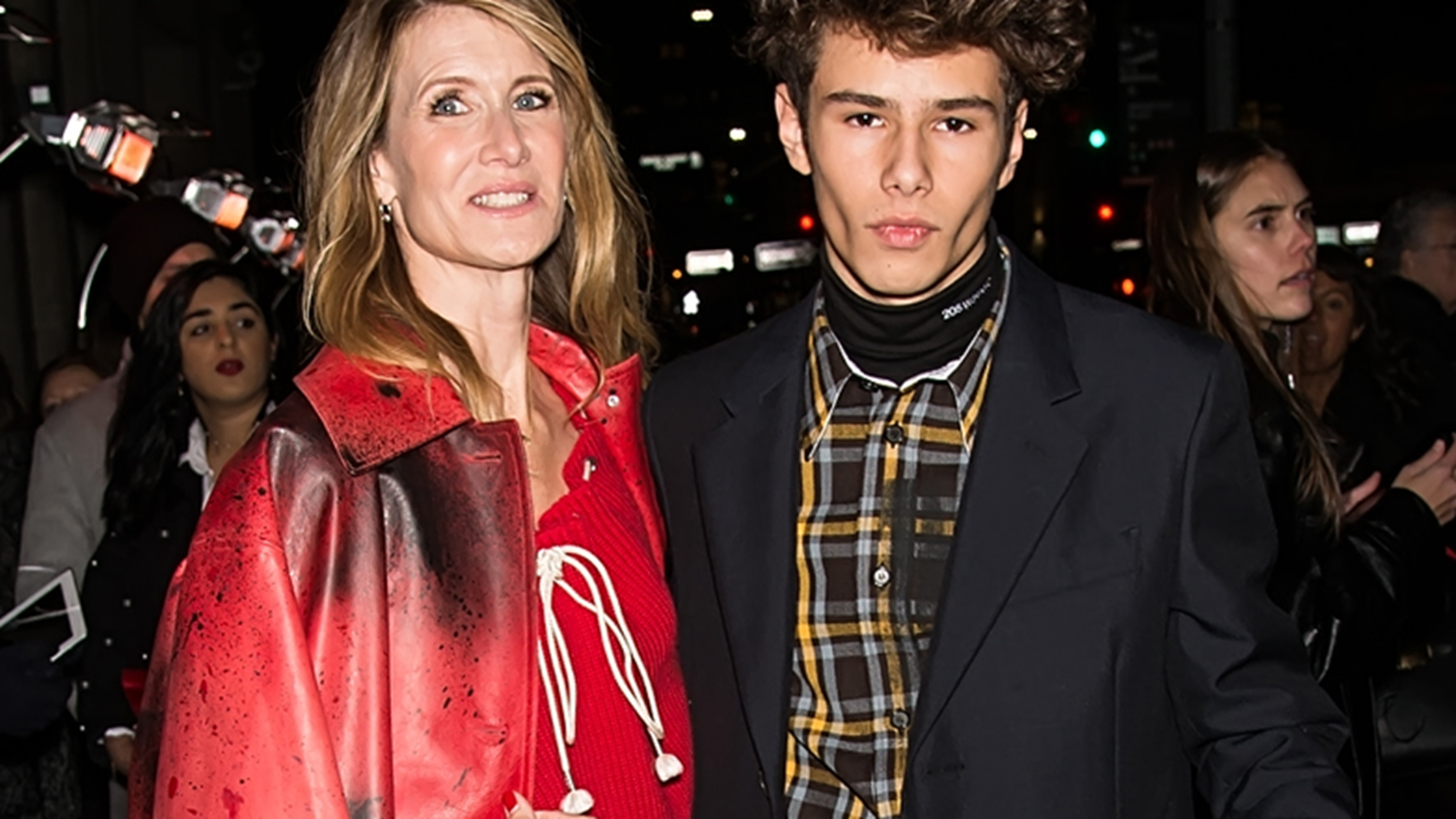 &#x39F; 16&#x3C7;&#x3C1;&#x3BF;&#x3BD;&#x3BF;&#x3C2; &#x3B3;&#x3B9;&#x3BF;&#x3C2; &#x3C4;&#x3B7;&#x3C2; Laura Dern &#x3B5;&#x3C4;&#x3BF;&#x3B9;&#x3BC;&#x3AC;&#x3B6;&#x3B5;&#x3C4;&#x3B1;&#x3B9; &#x3BD;&#x3B1; &#x3BA;&#x3AC;&#x3BD;&#x3B5;&#x3B9; &#x3C4;&#x3BF; &#x3BD;&#x3C4;&#x3B5;&#x3BC;&#x3C0;&#x3BF;&#x3CD;&#x3C4;&#x3BF; &#x3C4;&#x3BF;&#x3C5; &#x3C3;&#x3C4;&#x3BF; modeling