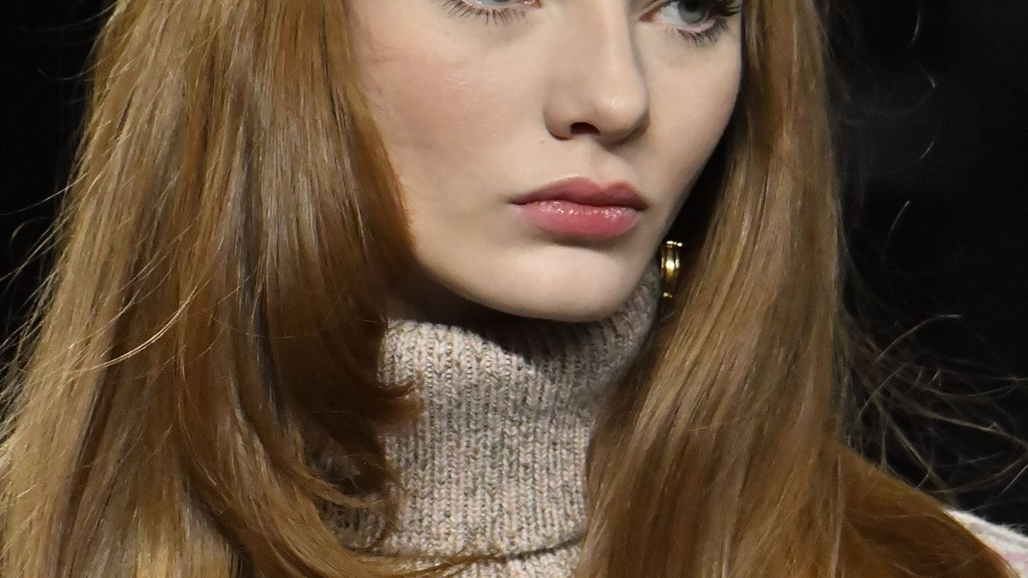 5 &#x3B5;&#x3BD;&#x3C5;&#x3B4;&#x3B1;&#x3C4;&#x3B9;&#x3BA;&#x3AD;&#x3C2; hair masks &#x3C0;&#x3BF;&#x3C5; &#x3B4;&#x3C1;&#x3BF;&#x3C5;&#x3BD; &#x3B5;&#x3BD;&#x3CE; &#x3BA;&#x3BF;&#x3B9;&#x3BC;&#x3AC;&#x3C3;&#x3B1;&#x3B9; &#x3B3;&#x3B9;&#x3B1; &#x3C3;&#x3BF;&#x3CD;&#x3C0;&#x3B5;&#x3C1; &#x3BC;&#x3B5;&#x3C4;&#x3B1;&#x3BE;&#x3AD;&#x3BD;&#x3B9;&#x3B1; &#x3BC;&#x3B1;&#x3BB;&#x3BB;&#x3B9;&#x3AC;