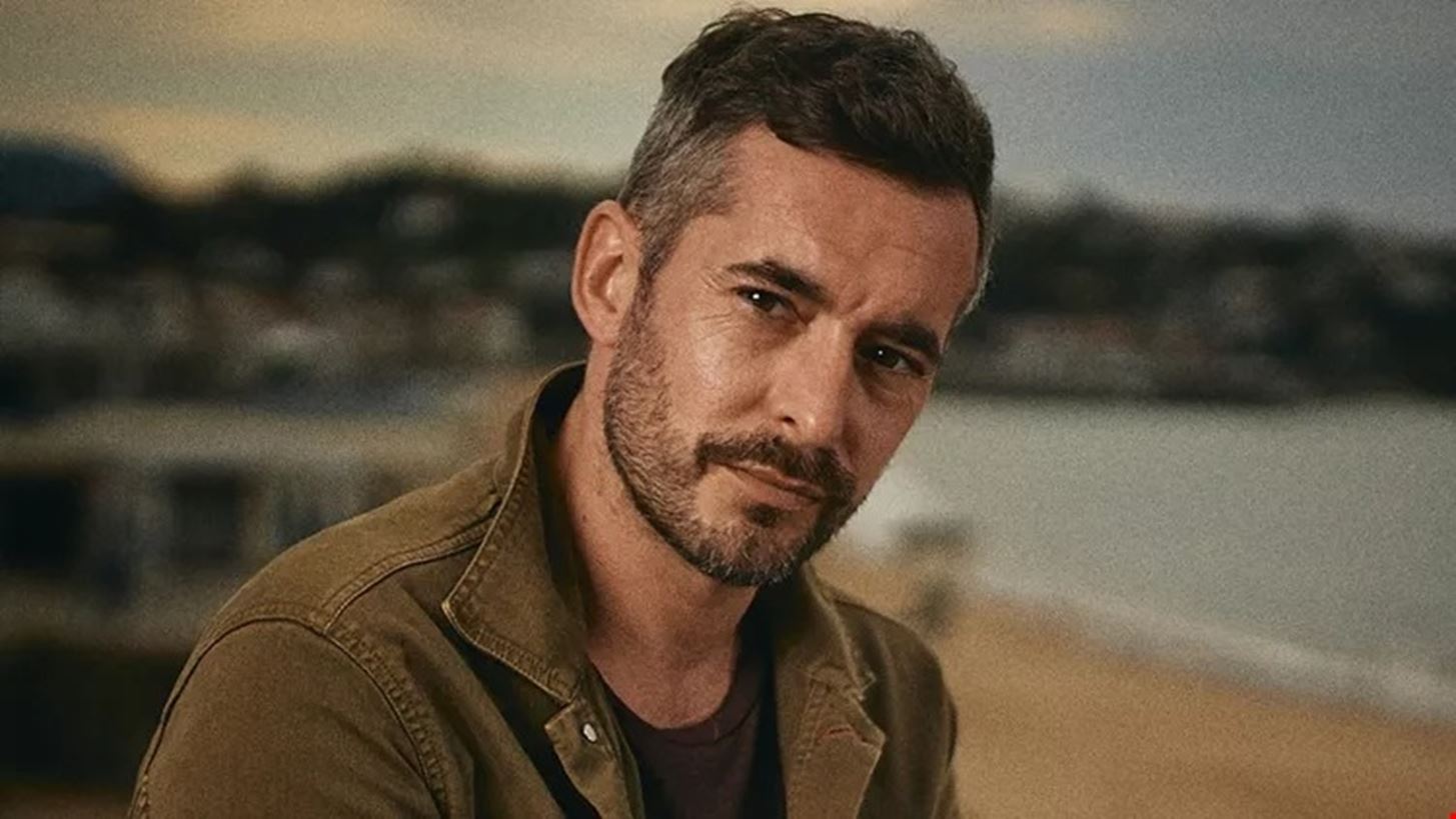 Xavier Legrand | M&#x3B9;&#x3BB;&#x3AC;&#x3B5;&#x3B9; &#x3B3;&#x3B9;&#x3B1; &#x3C4;&#x3BF;&#x3BD; &quot;&#x394;&#x3B9;&#x3AC;&#x3B4;&#x3BF;&#x3C7;&#x3BF;&quot; &#x3BA;&#x3B1;&#x3B9; &#x3BC;&#x3B9;&#x3B1; &#x3B1;&#x3C0;&#x3CC; &#x3C4;&#x3B9;&#x3C2; &#x3BC;&#x3B5;&#x3B3;&#x3B1;&#x3BB;&#x3CD;&#x3C4;&#x3B5;&#x3C1;&#x3B5;&#x3C2; &#x3B1;&#x3BD;&#x3B1;&#x3C4;&#x3C1;&#x3BF;&#x3C0;&#x3AD;&#x3C2; &#x3C4;&#x3B7;&#x3C2; &#x3C7;&#x3C1;&#x3BF;&#x3BD;&#x3B9;&#x3AC;&#x3C2;