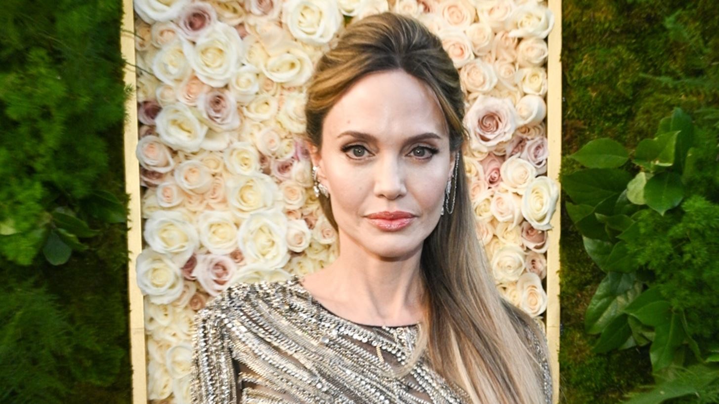 Angelina Jolie, Jamie Lee Curtis, Sharon Stone &#x3BA;&#x3B9; &#x3AC;&#x3BB;&#x3BB;&#x3BF;&#x3B9; &#x3C3;&#x3C4;&#x3B1;&#x3C1; &#x3AD;&#x3BA;&#x3B1;&#x3BD;&#x3B1;&#x3BD; &#x3B4;&#x3C9;&#x3C1;&#x3B5;&#x3AD;&#x3C2; &#x3B3;&#x3B9;&#x3B1; &#x3C4;&#x3BF;&#x3C5;&#x3C2; &#x3C0;&#x3C5;&#x3C1;&#x3CC;&#x3C0;&#x3BB;&#x3B7;&#x3BA;&#x3C4;&#x3BF;&#x3C5;&#x3C2; &#x3C4;&#x3BF;&#x3C5; &#x39B;&#x3BF;&#x3C2; &#x386;&#x3BD;&#x3C4;&#x3B6;&#x3B5;&#x3BB;&#x3B5;&#x3C2;
