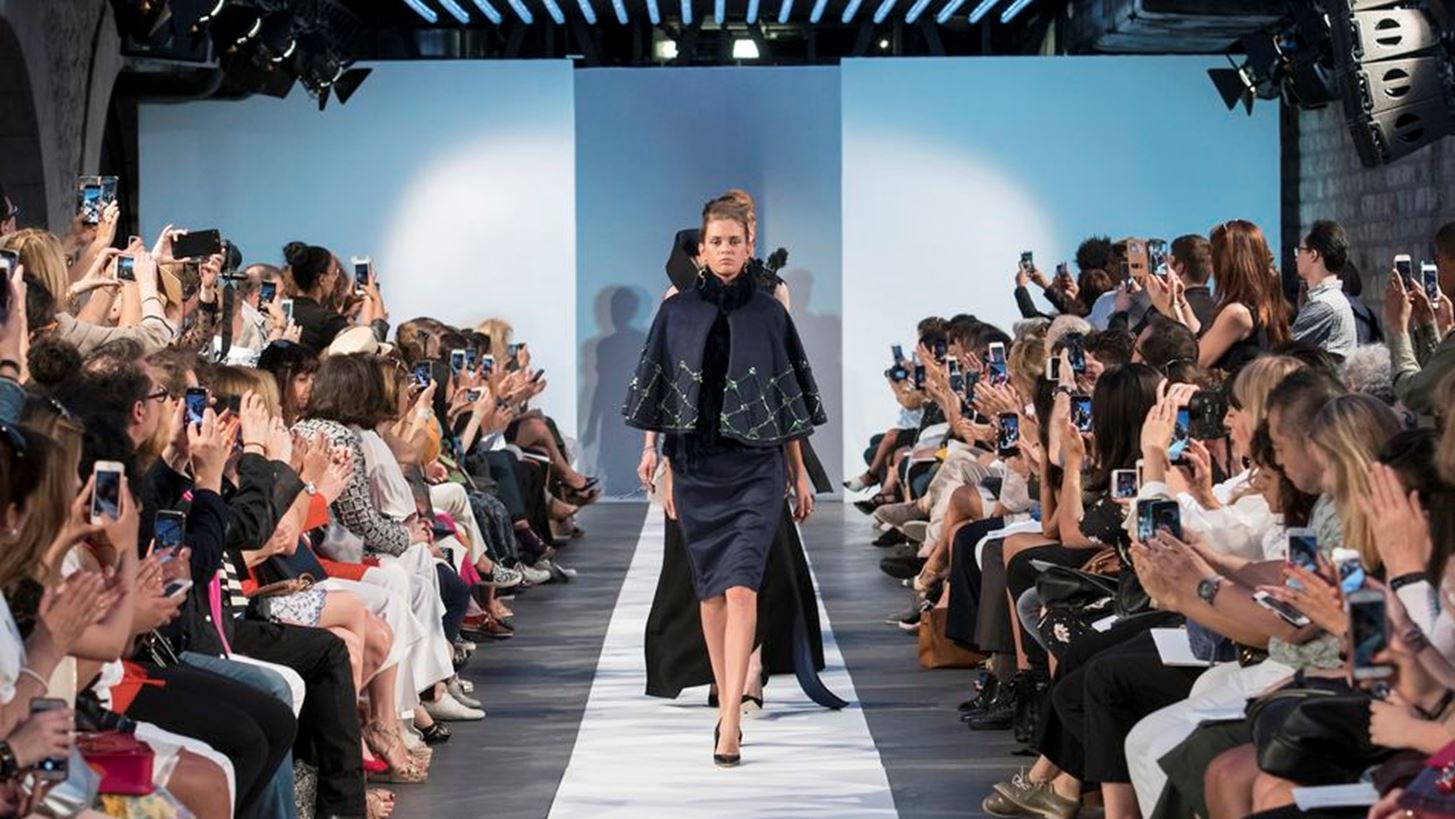 Ο οίκος Laskaris παρουσίασε μια εντυπωσιακή Couture συλλογή στο Παρίσι