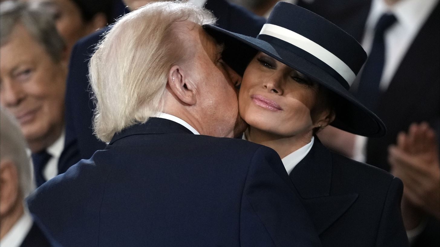 &#x38C;&#x3BB;&#x3B7; &#x3B7; &#x3C0;&#x3C1;&#x3BF;&#x3C3;&#x3BF;&#x3C7;&#x3AE; &#x3C3;&#x3C4;&#x3B1; &#x3C7;&#x3B5;&#x3AF;&#x3BB;&#x3B7; &#x3C4;&#x3B7;&#x3C2; | &#x397; Melania Trump &#x3BC;&#x3B5; &#x3C4;&#x3BF; &#x3C0;&#x3B9;&#x3BF; hot &#x3C7;&#x3C1;&#x3CE;&#x3BC;&#x3B1; &#x3BA;&#x3C1;&#x3B1;&#x3B3;&#x3B9;&#x3CC;&#x3BD; &#x3C4;&#x3B7;&#x3C2; &#x3C3;&#x3B5;&#x3B6;&#x3CC;&#x3BD;