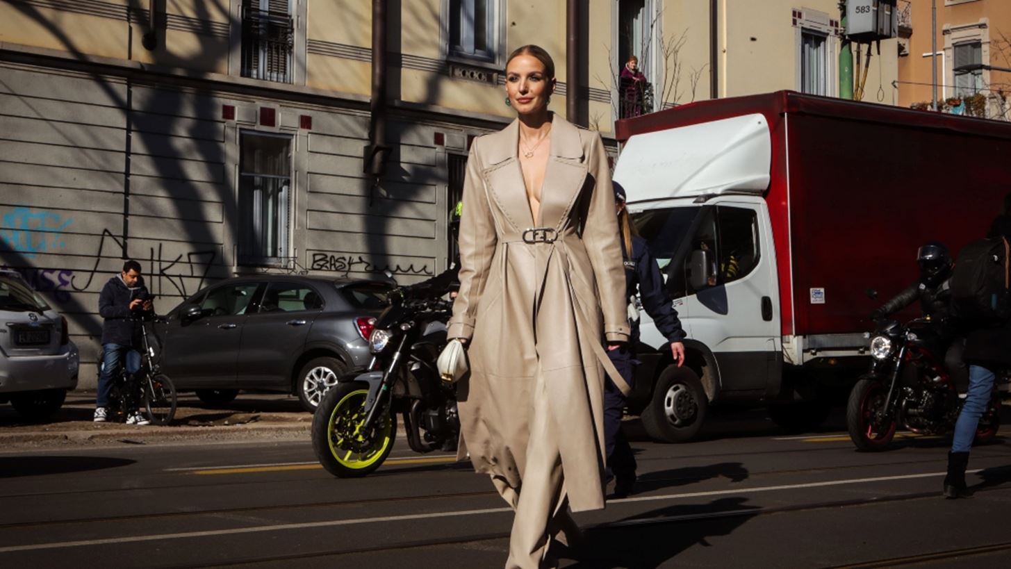 Shopping Guide | &#x39F;&#x3B9; 3 &#x3C7;&#x3C1;&#x3C5;&#x3C3;&#x3BF;&#x3AF; &#x3BA;&#x3B1;&#x3BD;&#x3CC;&#x3BD;&#x3B5;&#x3C2; &#x3B3;&#x3B9;&#x3B1; &#x3BD;&#x3B1; &#x3C8;&#x3C9;&#x3BD;&#x3AF;&#x3B6;&#x3B5;&#x3B9;&#x3C2; &#x3C7;&#x3C9;&#x3C1;&#x3AF;&#x3C2; &#x3BD;&#x3B1; &#x3C4;&#x3BF; &#x3BC;&#x3B5;&#x3C4;&#x3B1;&#x3BD;&#x3B9;&#x3CE;&#x3BD;&#x3B5;&#x3B9;&#x3C2;