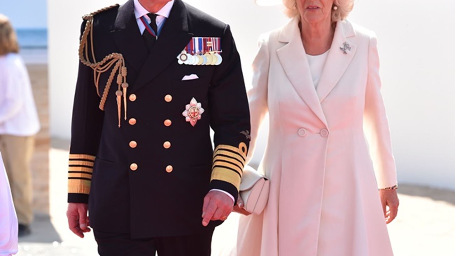 Camilla Bowles: &quot;&#x388;&#x3BD;&#x3B9;&#x3C9;&#x3B8;&#x3B1; &#x3C6;&#x3C5;&#x3BB;&#x3B1;&#x3BA;&#x3B9;&#x3C3;&#x3BC;&#x3AD;&#x3BD;&#x3B7; &#x3C3;&#x3C4;&#x3BF; &#x3AF;&#x3B4;&#x3B9;&#x3BF; &#x3BC;&#x3BF;&#x3C5; &#x3C4;&#x3BF; &#x3C3;&#x3C0;&#x3AF;&#x3C4;&#x3B9;&quot;