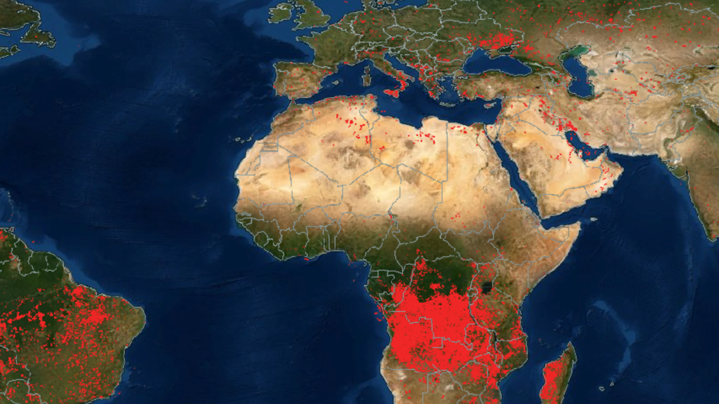 &#x397; &#x395;&#x3BB;&#x3BB;&#x3AC;&#x3B4;&#x3B1; (&#x3BA;&#x3B1;&#x3B9; &#x3BF; &#x3C0;&#x3BB;&#x3B1;&#x3BD;&#x3AE;&#x3C4;&#x3B7;&#x3C2;) &#x3C3;&#x3C4;&#x3B9;&#x3C2; &#x3C6;&#x3BB;&#x3CC;&#x3B3;&#x3B5;&#x3C2;