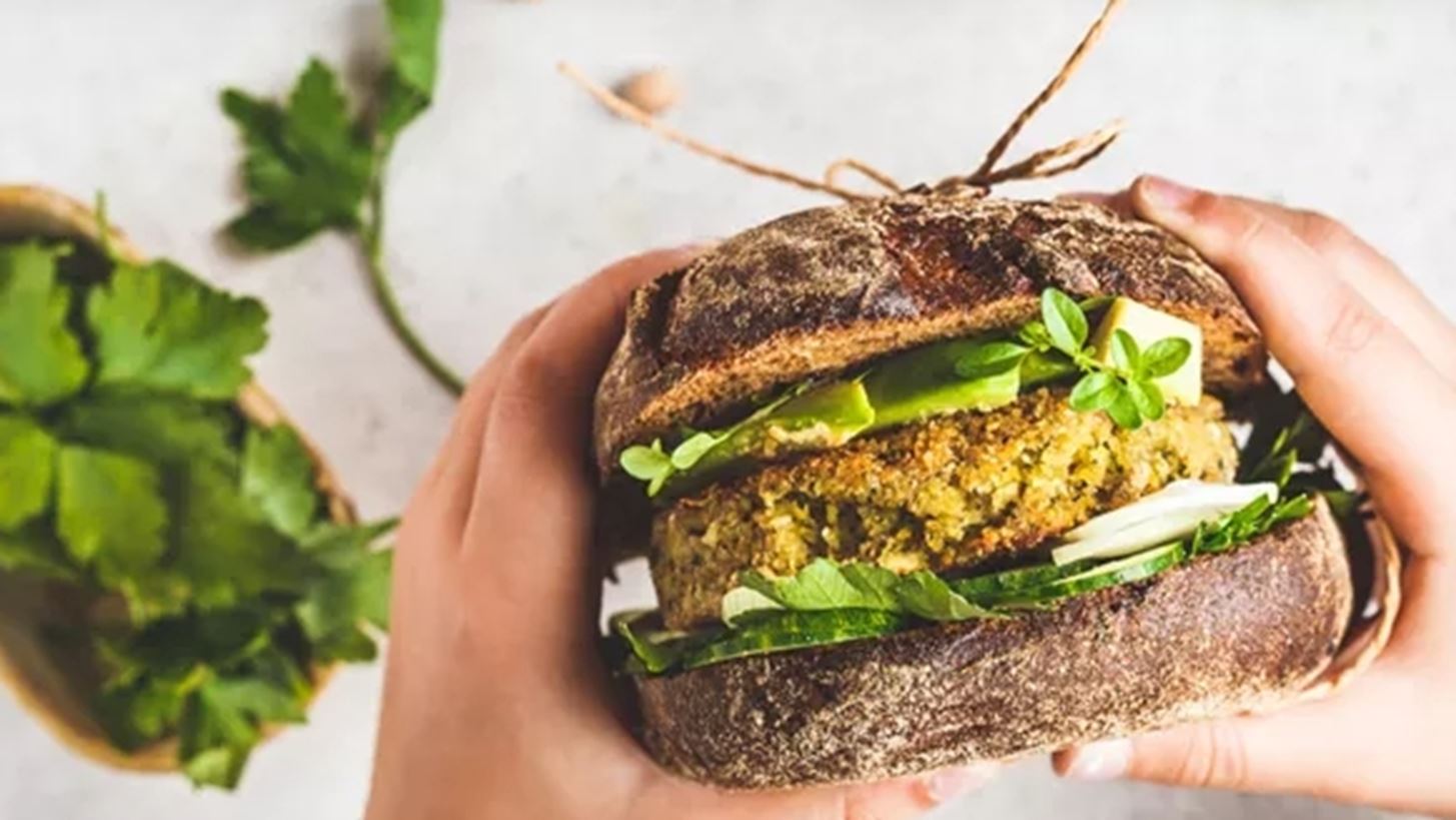 Νηστεία Σαρακοστής | 9 facts για την πιο σημαντική περίοδο νηστείας