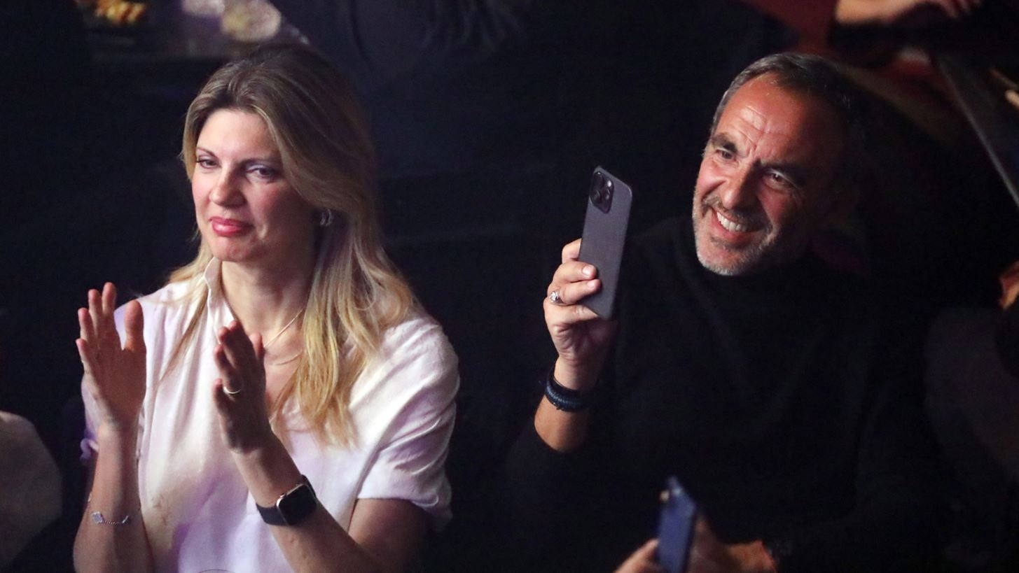 Νίκος Αλιάγας | Ποια είναι η Τίνα Γρηγορίου, η μητέρα των δυο παιδιών του, η οποία έχει ένα επάγγελμα εντελώς διαφορετικό από το δικό του;