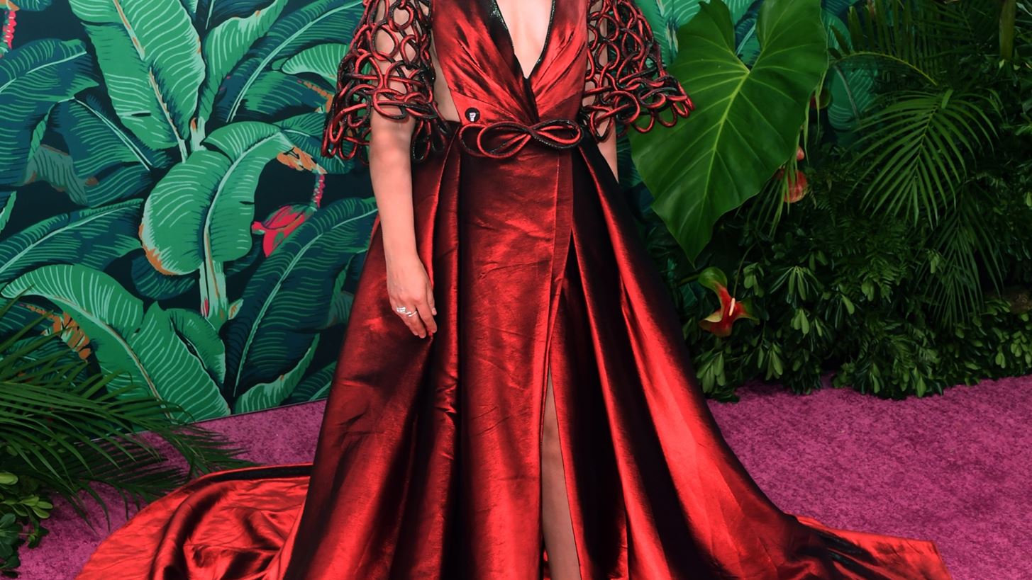 Sara Bareilles | To &#x3C7;&#x3C1;&#x3CC;&#x3BD;&#x3B9;&#x3BF; &#x3AC;&#x3B3;&#x3C7;&#x3BF;&#x3C2; &#x3BA;&#x3B1;&#x3B9; &#x3B5;&#x3B9;&#x3BA;&#x3CC;&#x3BD;&#x3B1; &#x3C0;&#x3BF;&#x3C5; &#x3B5;&#x3AF;&#x3C7;&#x3B5; &#x3B3;&#x3B9;&#x3B1; &#x3C4;&#x3BF; &#x3C3;&#x3CE;&#x3BC;&#x3B1; &#x3C4;&#x3B7;&#x3C2;