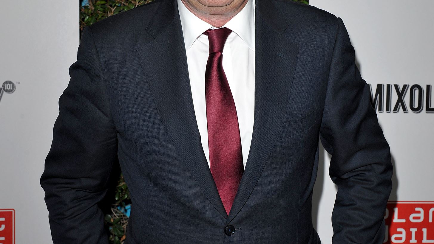 Piers Morgan | O &#x3BF;&#x3C1;&#x3BA;&#x3B9;&#x3C3;&#x3BC;&#x3AD;&#x3BD;&#x3BF;&#x3C2; &#x3B5;&#x3C7;&#x3B8;&#x3C1;&#x3CC;&#x3C2; &#x3C4;&#x3B7;&#x3C2; Meghan &#x3C0;&#x3B1;&#x3C1;&#x3B1;&#x3B9;&#x3C4;&#x3AE;&#x3B8;&#x3B7;&#x3BA;&#x3B5; &#x3BC;&#x3B5;&#x3C4;&#x3AC; &#x3C4;&#x3B7; &#x3C3;&#x3C5;&#x3BD;&#x3AD;&#x3BD;&#x3C4;&#x3B5;&#x3C5;&#x3BE;&#x3B7; &#x3C3;&#x3C4;&#x3B7;&#x3BD; Oprah