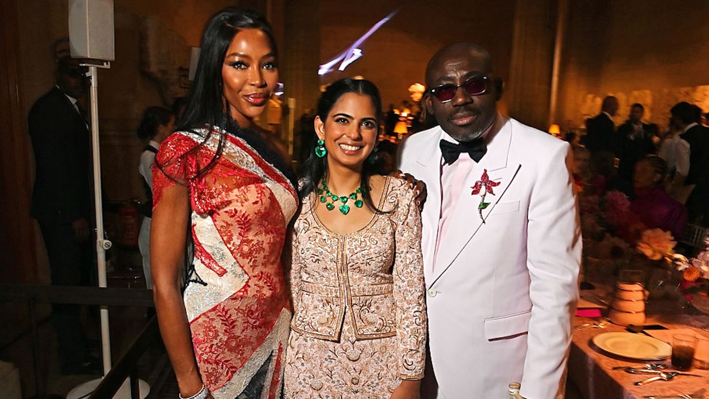 British Museum Ball 2025 | Mick Jagger, &#x39D;aomi Campbell &#x3BA;&#x3B1;&#x3B9; Janet Jackson &#x3B1;&#x3BD;&#x3AC;&#x3BC;&#x3B5;&#x3C3;&#x3B1; &#x3C3;&#x3C4;&#x3BF;&#x3C5;&#x3C2; guests &#x3C4;&#x3B7;&#x3C2; &#x3B2;&#x3C1;&#x3B1;&#x3B4;&#x3B9;&#x3AC;&#x3C2;