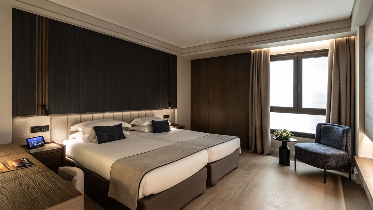 &#x3A4;&#x3BF; NJV Athens Plaza &#x3BF;&#x3BB;&#x3BF;&#x3BA;&#x3BB;&#x3AE;&#x3C1;&#x3C9;&#x3C3;&#x3B5; &#x3C4;&#x3B7;&#x3BD; &#x3B1;&#x3BD;&#x3B1;&#x3BA;&#x3B1;&#x3AF;&#x3BD;&#x3B9;&#x3C3;&#x3AE; &#x3C4;&#x3BF;&#x3C5;  &#x3C3;&#x3B5; 33 Classic Business Rooms