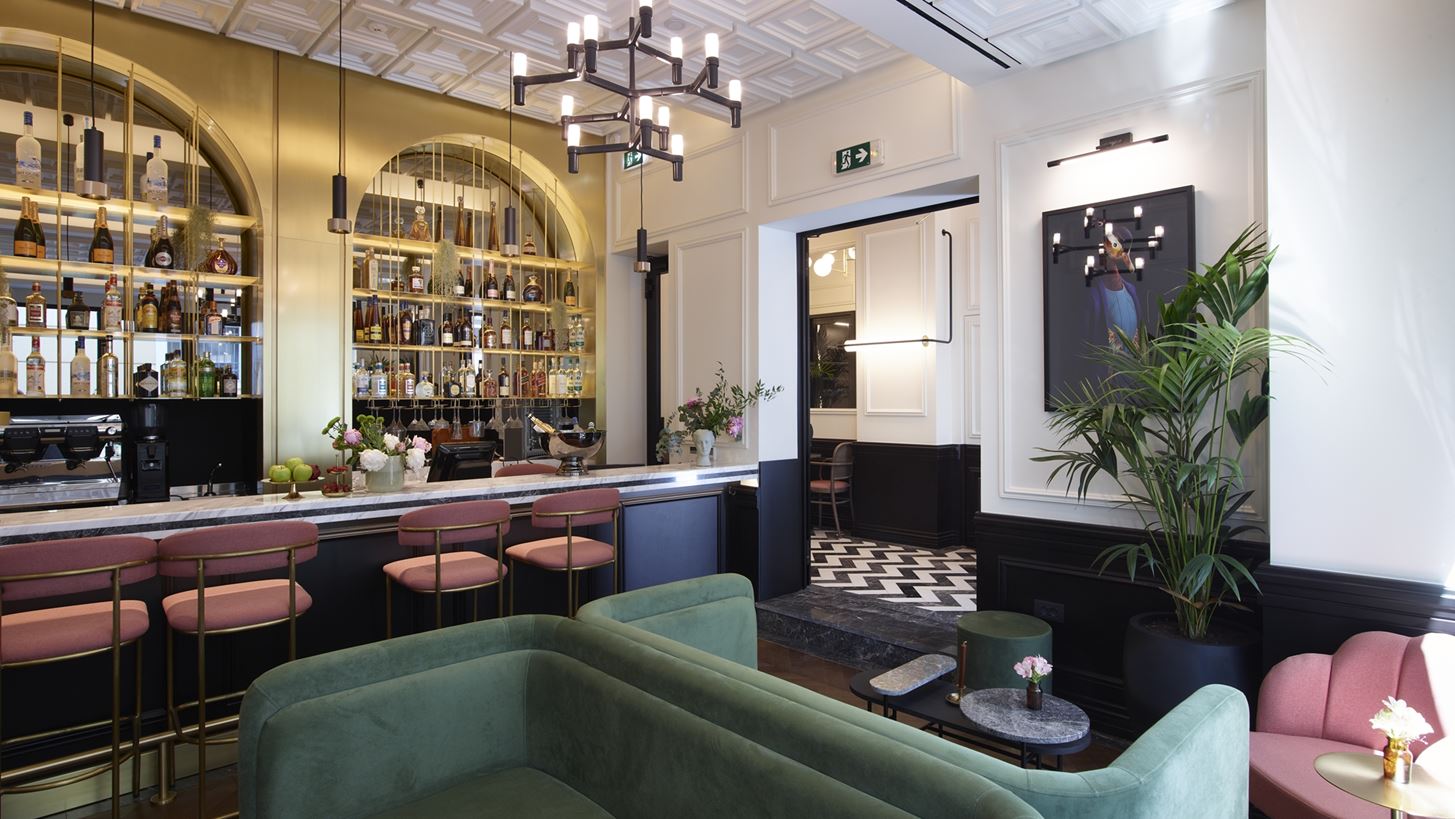 &#x3A3;&#x3C4;&#x3AC;&#x3C3;&#x3B7; &#x3B3;&#x3B9;&#x3B1; brunch &#x3C3;&#x3C4;&#x3BF; Villa Brown Ermou | &#x39C;&#x3B9;&#x3B1; &#x3B3;&#x3B5;&#x3C5;&#x3C3;&#x3C4;&#x3B9;&#x3BA;&#x3AE; &#x3B5;&#x3BC;&#x3C0;&#x3B5;&#x3B9;&#x3C1;&#x3AF;&#x3B1; &#x3C3;&#x3C4;&#x3BF; &#x3BA;&#x3AD;&#x3BD;&#x3C4;&#x3C1;&#x3BF; &#x3C4;&#x3B7;&#x3C2; &#x391;&#x3B8;&#x3AE;&#x3BD;&#x3B1;&#x3C2;