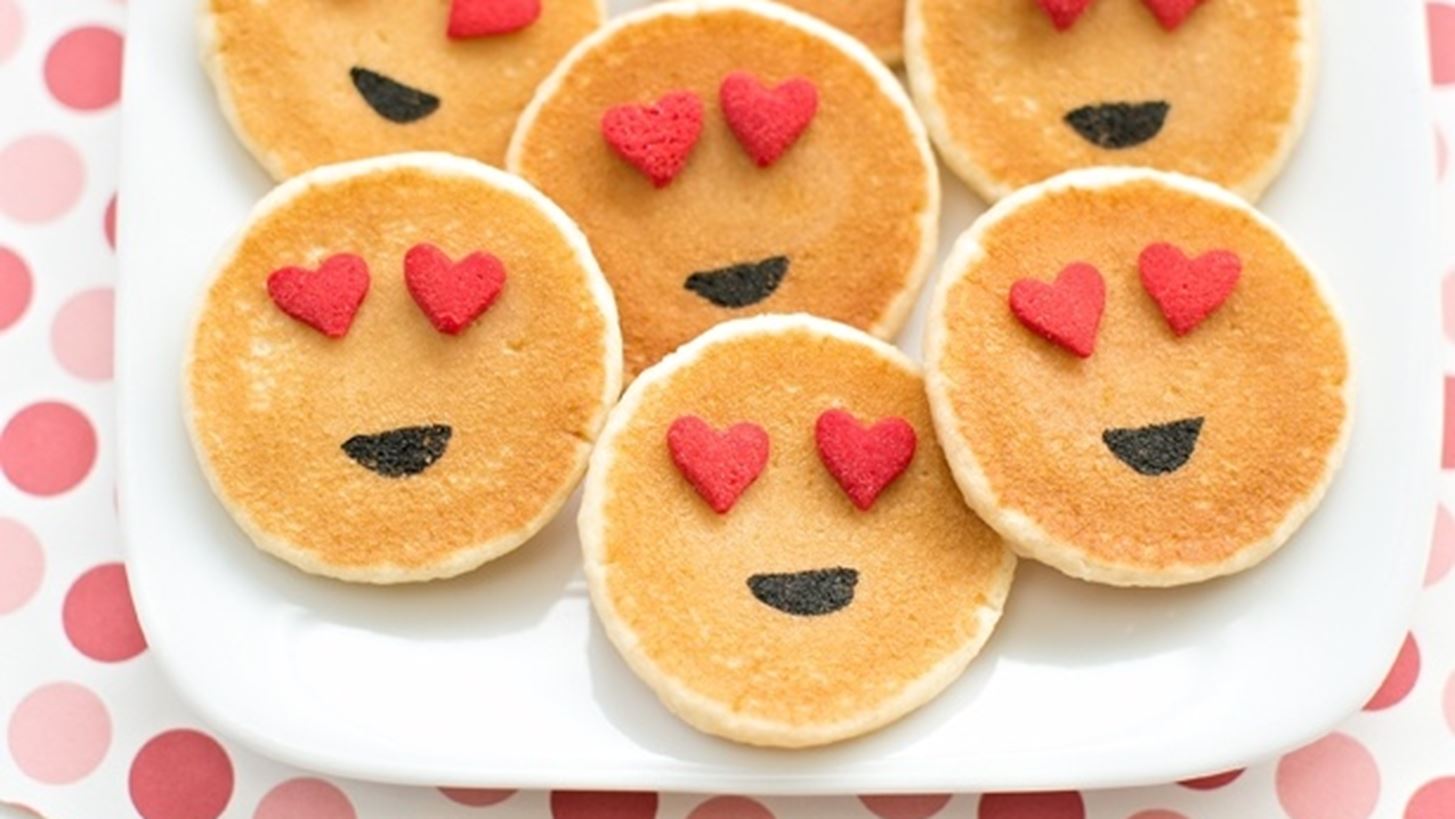 Emoji pancakes: &#x397; &#x3C3;&#x3C5;&#x3BD;&#x3C4;&#x3B1;&#x3B3;&#x3AE; &#x3B3;&#x3B9;&#x3B1; &#x3C4;&#x3B9;&#x3C2; &#x3C0;&#x3B9;&#x3BF; &#x3BB;&#x3B1;&#x3C7;&#x3C4;&#x3B1;&#x3C1;&#x3B9;&#x3C3;&#x3C4;&#x3AD;&#x3C2; &#x3C4;&#x3B7;&#x3B3;&#x3B1;&#x3BD;&#x3AF;&#x3C4;&#x3B5;&#x3C2;