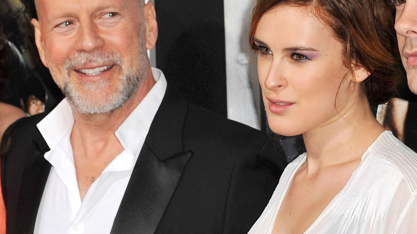 &#x397; &#x3C4;&#x3C1;&#x3C5;&#x3C6;&#x3B5;&#x3C1;&#x3AE; &#x3B1;&#x3BD;&#x3AC;&#x3C1;&#x3C4;&#x3B7;&#x3C3;&#x3B7; &#x3C4;&#x3B7;&#x3C2; Rumer &#x3B3;&#x3B9;&#x3B1; &#x3C4;&#x3BF;&#x3BD; &#x3C0;&#x3B1;&#x3C4;&#x3AD;&#x3C1;&#x3B1; &#x3C4;&#x3B7;&#x3C2; Bruce Willis
