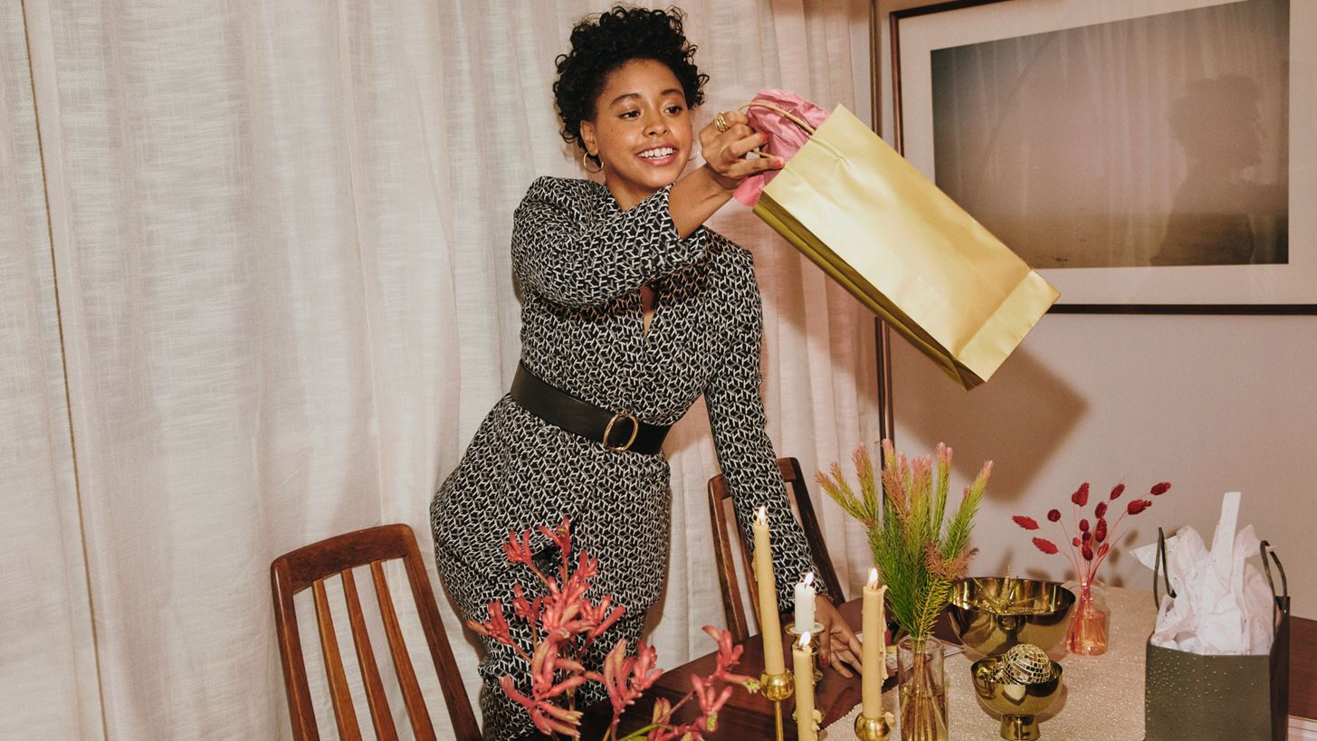 &#x397; Tommy Hilfiger &#x3B3;&#x3B9;&#x3BF;&#x3C1;&#x3C4;&#x3AC;&#x3B6;&#x3B5;&#x3B9; &#x3C4;&#x3B7; &#x3B4;&#x3B7;&#x3BC;&#x3B9;&#x3BF;&#x3C5;&#x3C1;&#x3B3;&#x3AF;&#x3B1; &#x3BD;&#x3AD;&#x3C9;&#x3BD; &#x3C0;&#x3B1;&#x3C1;&#x3B1;&#x3B4;&#x3CC;&#x3C3;&#x3B5;&#x3C9;&#x3BD;