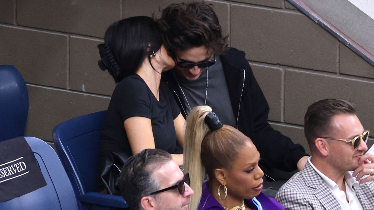 Kylie Jenner - Timothee Chalamet | &#x39A;&#x3AC;&#x3BD;&#x3BF;&#x3C5;&#x3BD; &#x3C4;&#x3B7; &#x3BC;&#x3AF;&#x3B1; &#x3B4;&#x3B7;&#x3BC;&#x3CC;&#x3C3;&#x3B9;&#x3B1; &#x3B5;&#x3BC;&#x3C6;&#x3AC;&#x3BD;&#x3B9;&#x3C3;&#x3B7; &#x3BC;&#x3B5;&#x3C4;&#x3AC; &#x3C4;&#x3B7;&#x3BD; &#x3AC;&#x3BB;&#x3BB;&#x3B7;