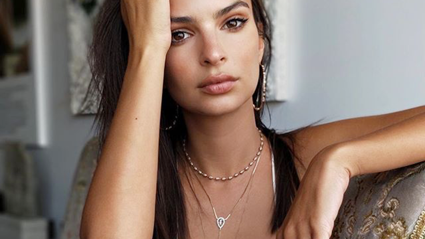 Emily Ratajkowski : &#x394;&#x3B5;&#x3BD; &#x3B8;&#x3B1; &#x3C0;&#x3B9;&#x3C3;&#x3C4;&#x3AD;&#x3C8;&#x3B5;&#x3B9;&#x3C2; &#x3C0;&#x3CC;&#x3C3;&#x3BF;&#x3B9; &#x3C0;&#x3B1;&#x3C1;&#x3B1;&#x3BA;&#x3BF;&#x3BB;&#x3BF;&#x3C5;&#x3B8;&#x3BF;&#x3CD;&#x3BD; &#x3C4;&#x3B1; instagram stories &#x3C4;&#x3B7;&#x3C2;!