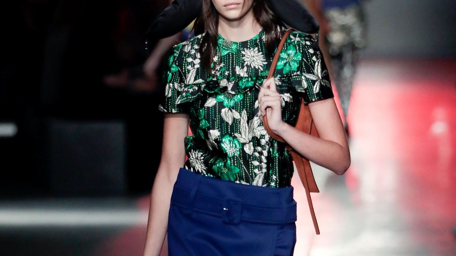 Όλα όσα πρέπει να γνωρίζεις για το Resort show της Prada στη Νέα Υόρκη