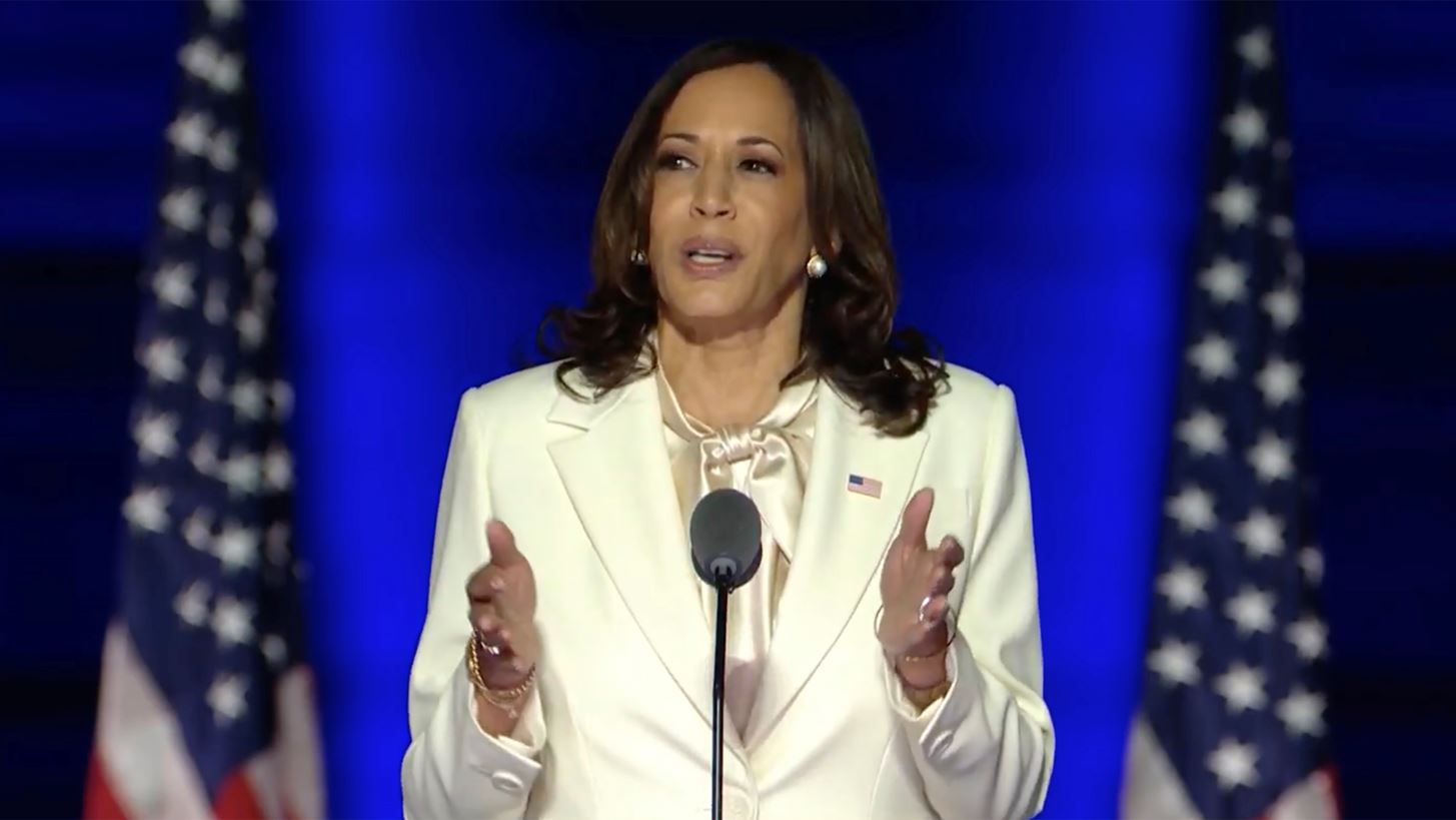 Kamala Harris | &#x3A4;&#x3BF; &quot;&#x3BA;&#x3C1;&#x3C5;&#x3C6;&#x3CC;&quot; &#x3BC;&#x3AE;&#x3BD;&#x3C5;&#x3BC;&#x3B1; &#x3C0;&#x3AF;&#x3C3;&#x3C9; &#x3B1;&#x3C0;&#x3CC; &#x3C4;&#x3B7; &#x3C3;&#x3C4;&#x3B9;&#x3BB;&#x3B9;&#x3C3;&#x3C4;&#x3B9;&#x3BA;&#x3AE; &#x3B5;&#x3C0;&#x3B9;&#x3BB;&#x3BF;&#x3B3;&#x3AE; &#x3C4;&#x3B7;&#x3C2; &#x3B3;&#x3B9;&#x3B1; &#x3C4;&#x3B7;&#x3BD; &#x3BF;&#x3C1;&#x3BA;&#x3C9;&#x3BC;&#x3BF;&#x3C3;&#x3AF;&#x3B1;