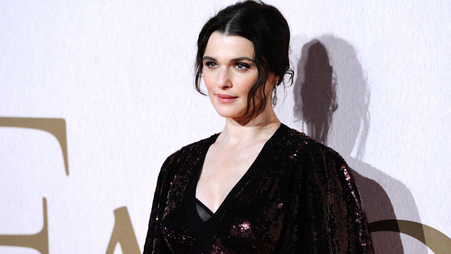 &#x397; Rachel Weisz &#x3B8;&#x3B1; &#x3C5;&#x3C0;&#x3BF;&#x3B4;&#x3C5;&#x3B8;&#x3B5;&#x3AF; &#x3C4;&#x3B7;&#x3BD; &#x3B8;&#x3C1;&#x3C5;&#x3BB;&#x3B9;&#x3BA;&#x3AE; Elizabeth Taylor