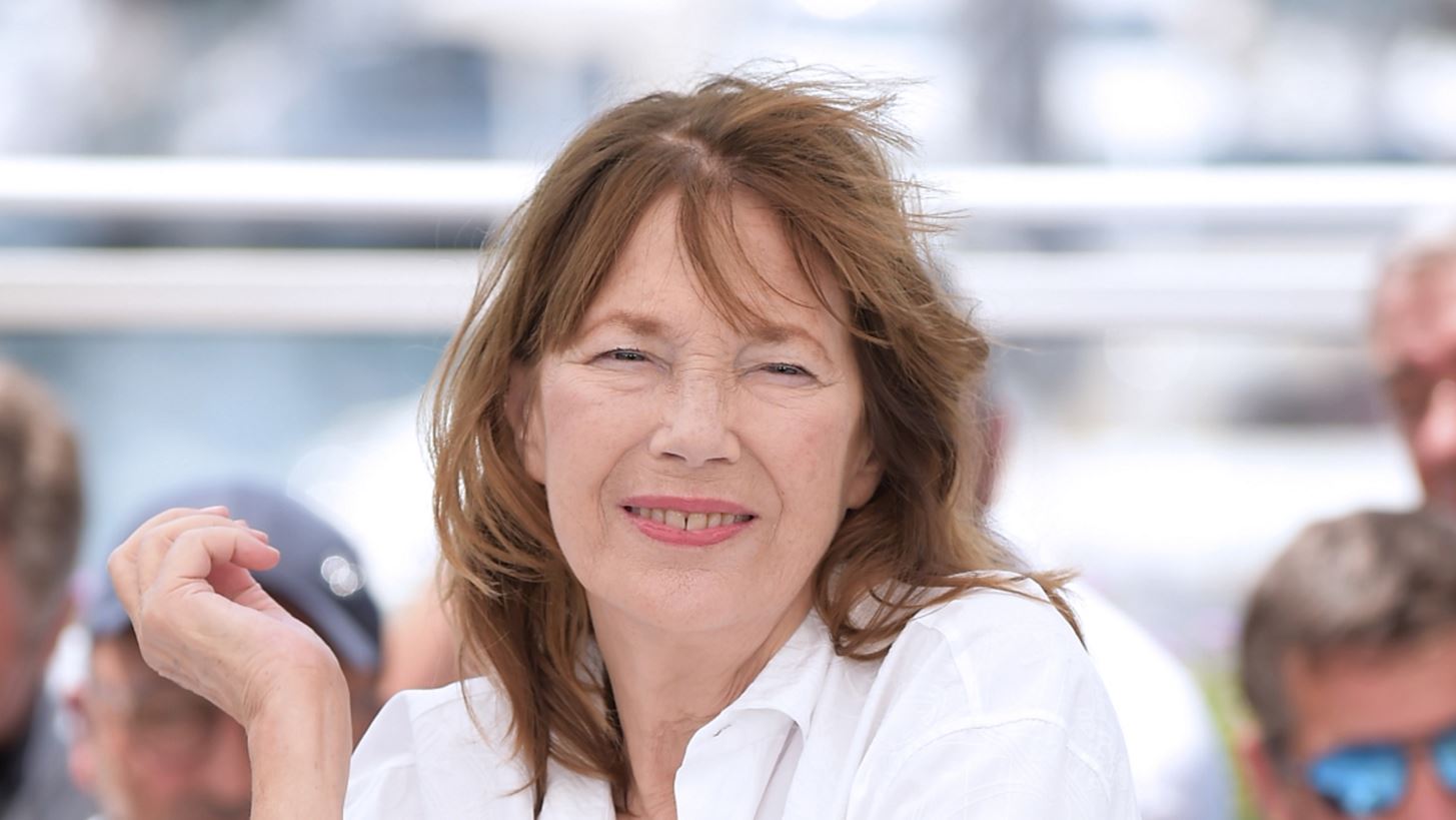 Jane Birkin | &#x3A0;&#x3AD;&#x3B8;&#x3B1;&#x3BD;&#x3B5; &#x3C3;&#x3B5; &#x3B7;&#x3BB;&#x3B9;&#x3BA;&#x3AF;&#x3B1; 76 &#x3B5;&#x3C4;&#x3CE;&#x3BD; &#x3C4;&#x3BF; style icon &#x3C4;&#x3C9;&#x3BD; 60s